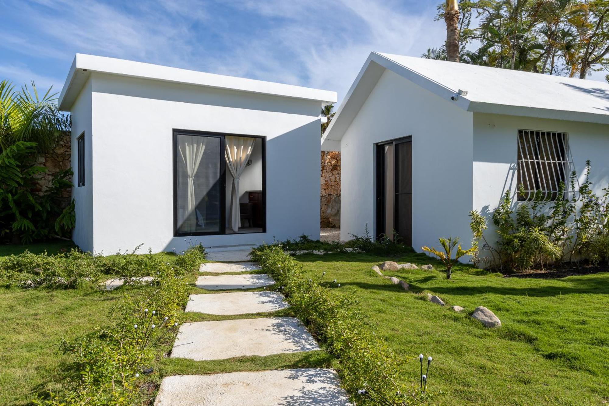 Maria Juana, Hostal Las Terrenas Exterior photo