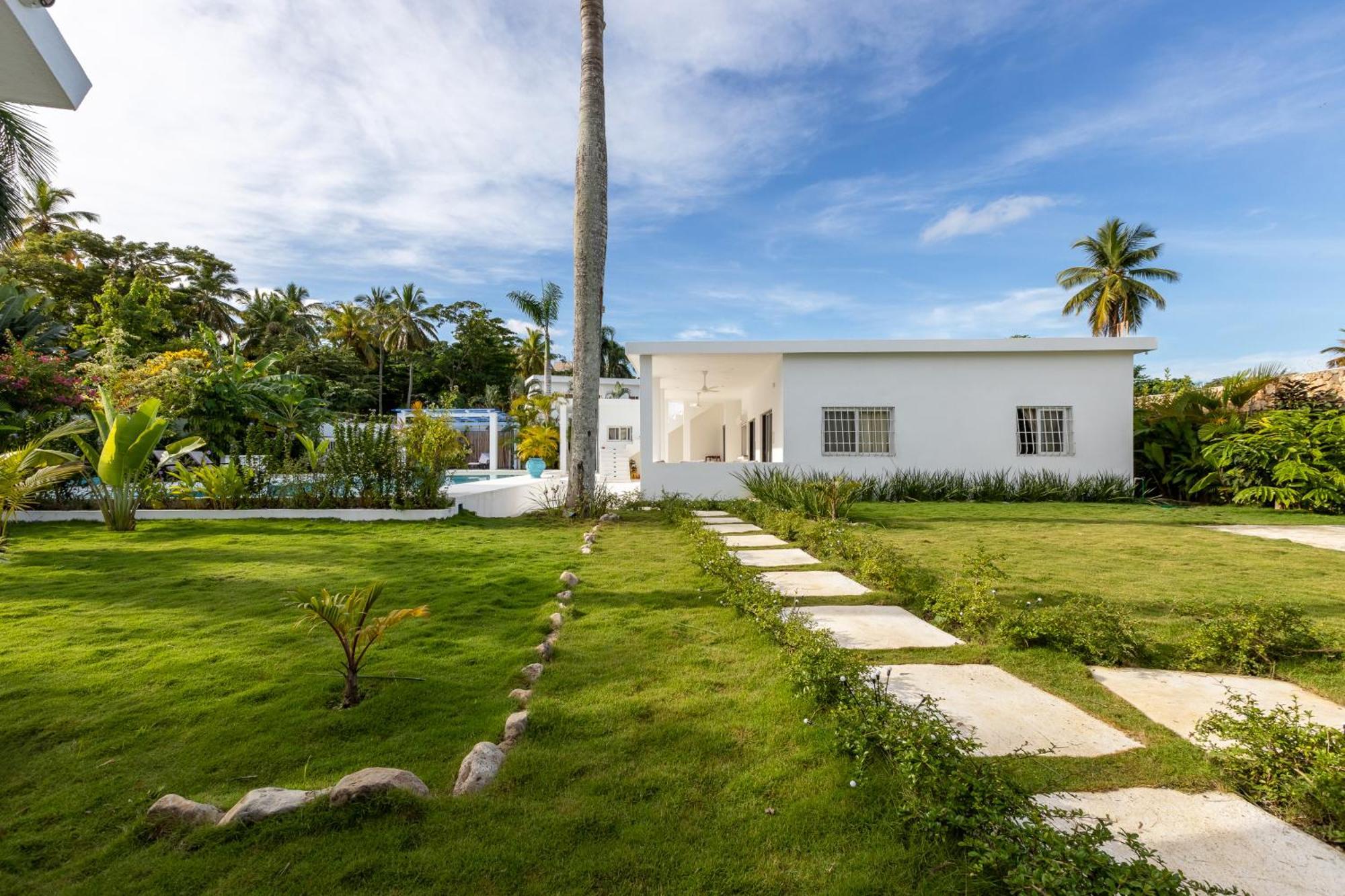Maria Juana, Hostal Las Terrenas Exterior photo